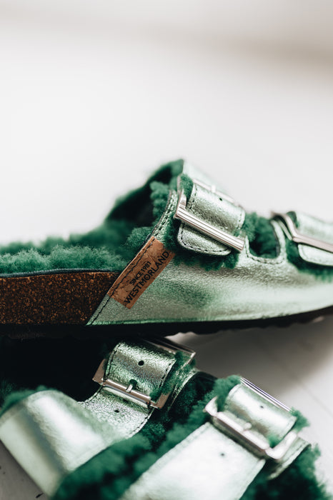 MEDI Womens Sheepskin Buckle Sandal (Last Chance)