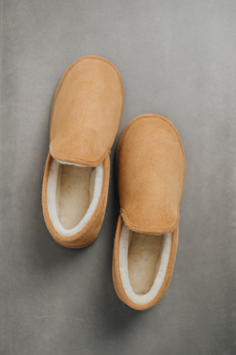 Regina is a soft sheepskin slipper for women it is lightweight but durable