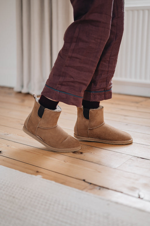 Winston Chelsea boot sheepskin slipper 