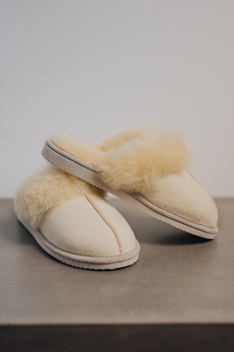 Womens Sheepskin Slipper with sole Slip on
