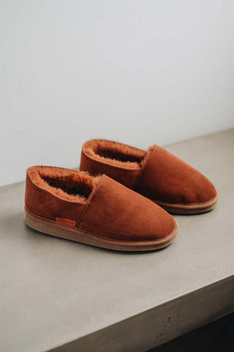 Rust coloured loafer style sheepskin slipper - Tomos profile view