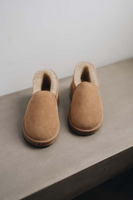 Tan coloured loafer style sheepskin slipper - Tomos front on view