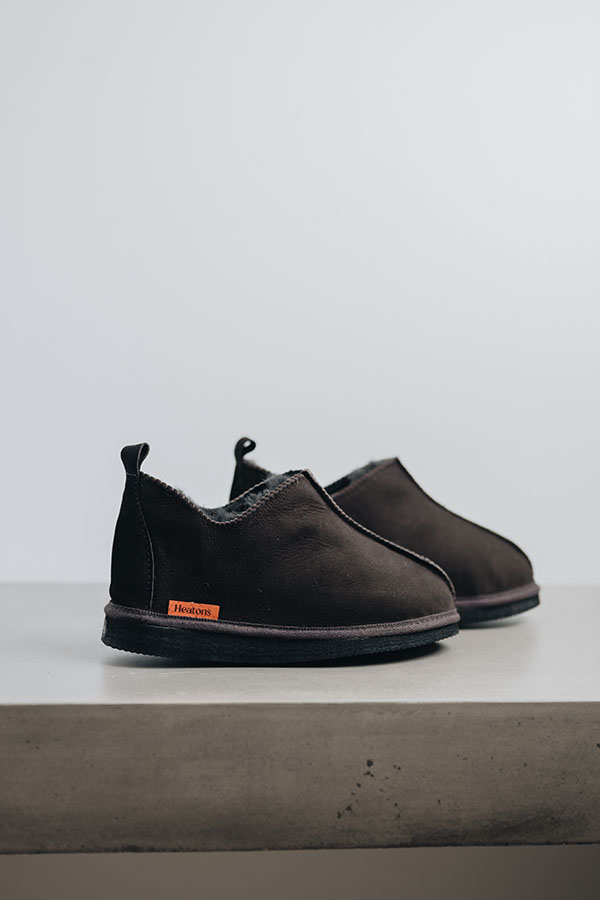 Henry brown men’s sheepskin slipper boots with ankle-high sheepskin fleece