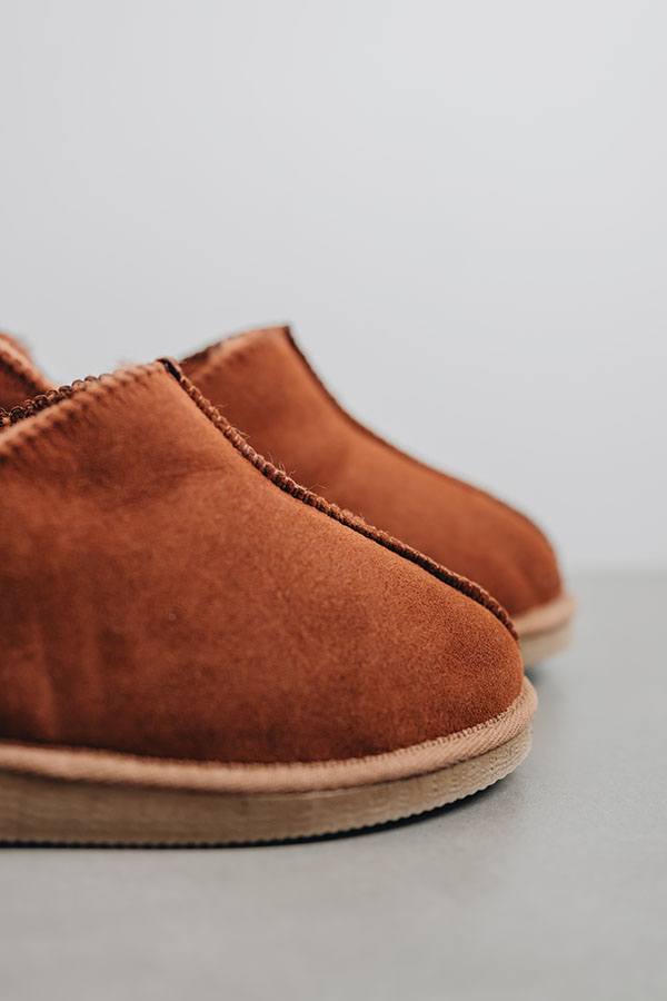 Warm and durable rust sheepskin slipper boots for men with eva sole